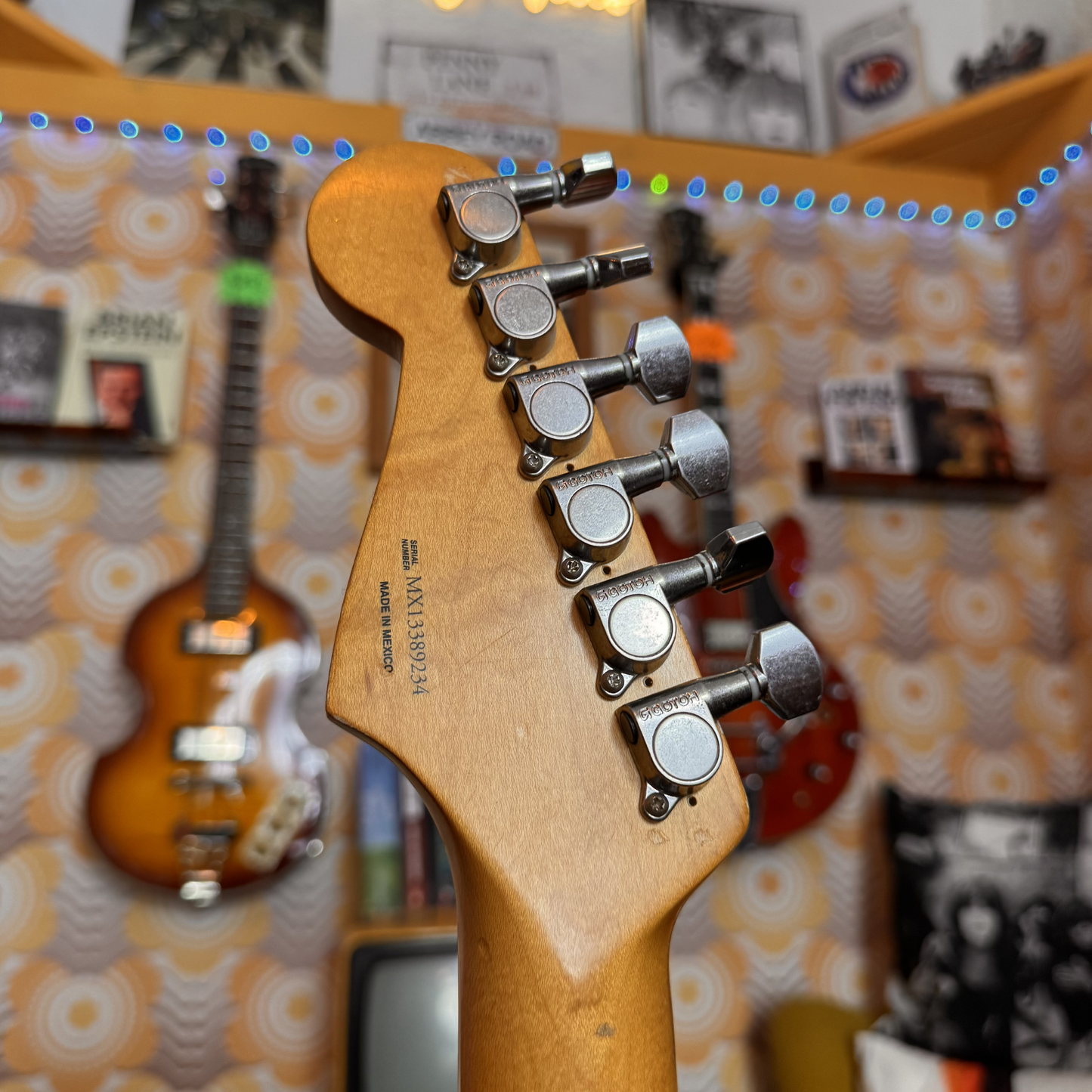 Fender Jaguar Kurt Cobain Road Worn