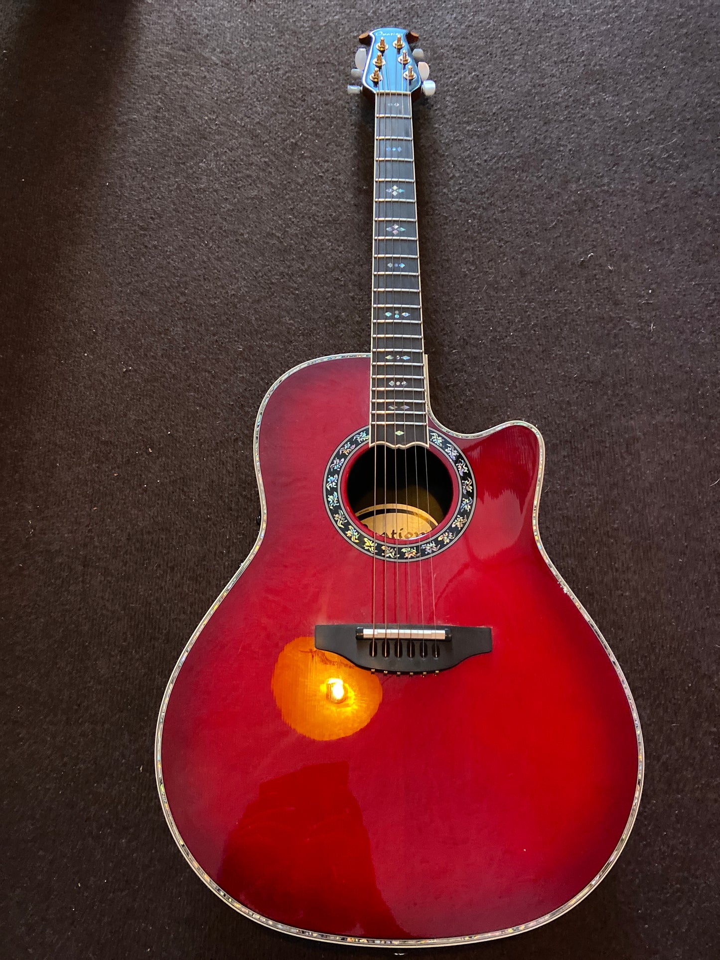 Ovation C2079AX-CCB Custom Legend Cherry Burst Elektro-Akustikgitarre