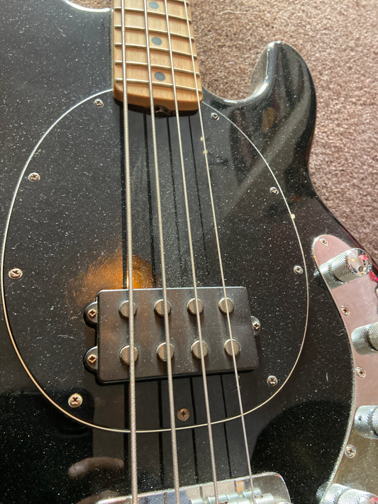 MusicMan Stingray E-Bass Bj. 2003