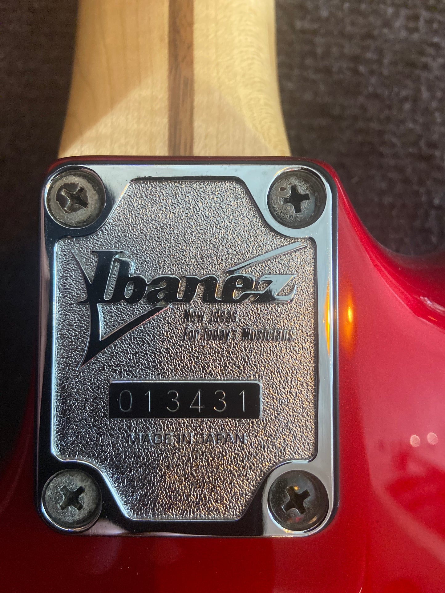 Ibanez JS Joe Satriani Series