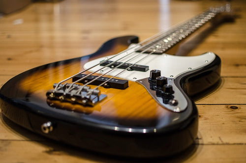 Basses