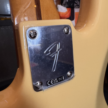 Fender Laura Lee Signature Jazz Bass Fender Bass Roadhouse Vintage Vibes