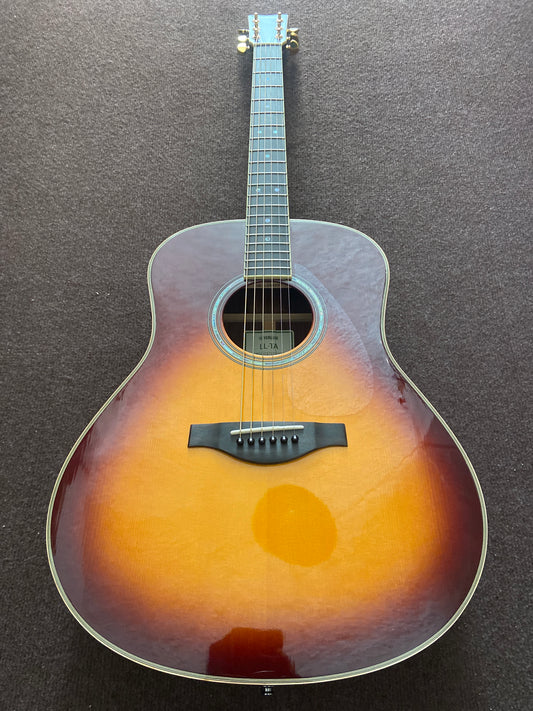 Yamaha Transacoustic LL-TA BS Westerngitarre