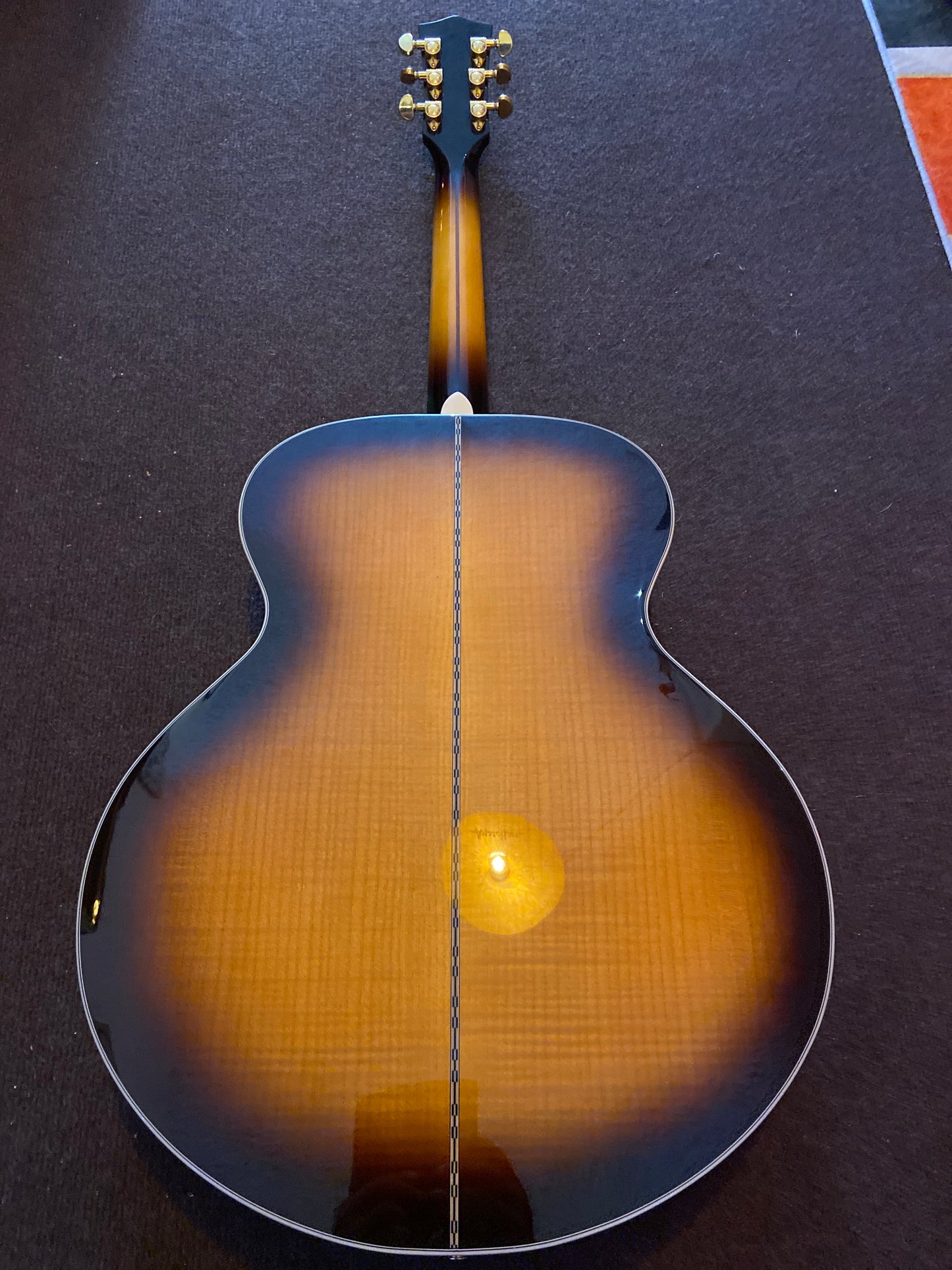 Sigma Guitars GJA-SG200+ Super Jumbo