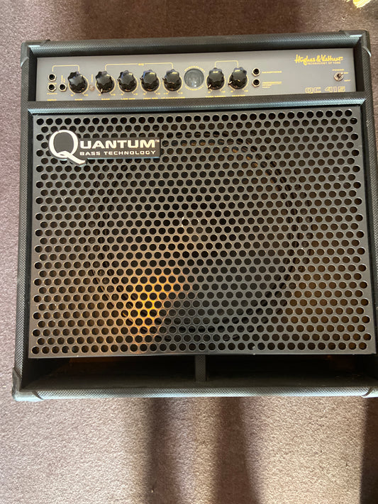 Hughes & Kettner Quantum QC415 Amp