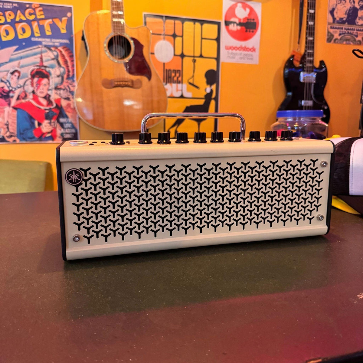 Yamaha THR10II Guitar Amp – Bild 3 von 11