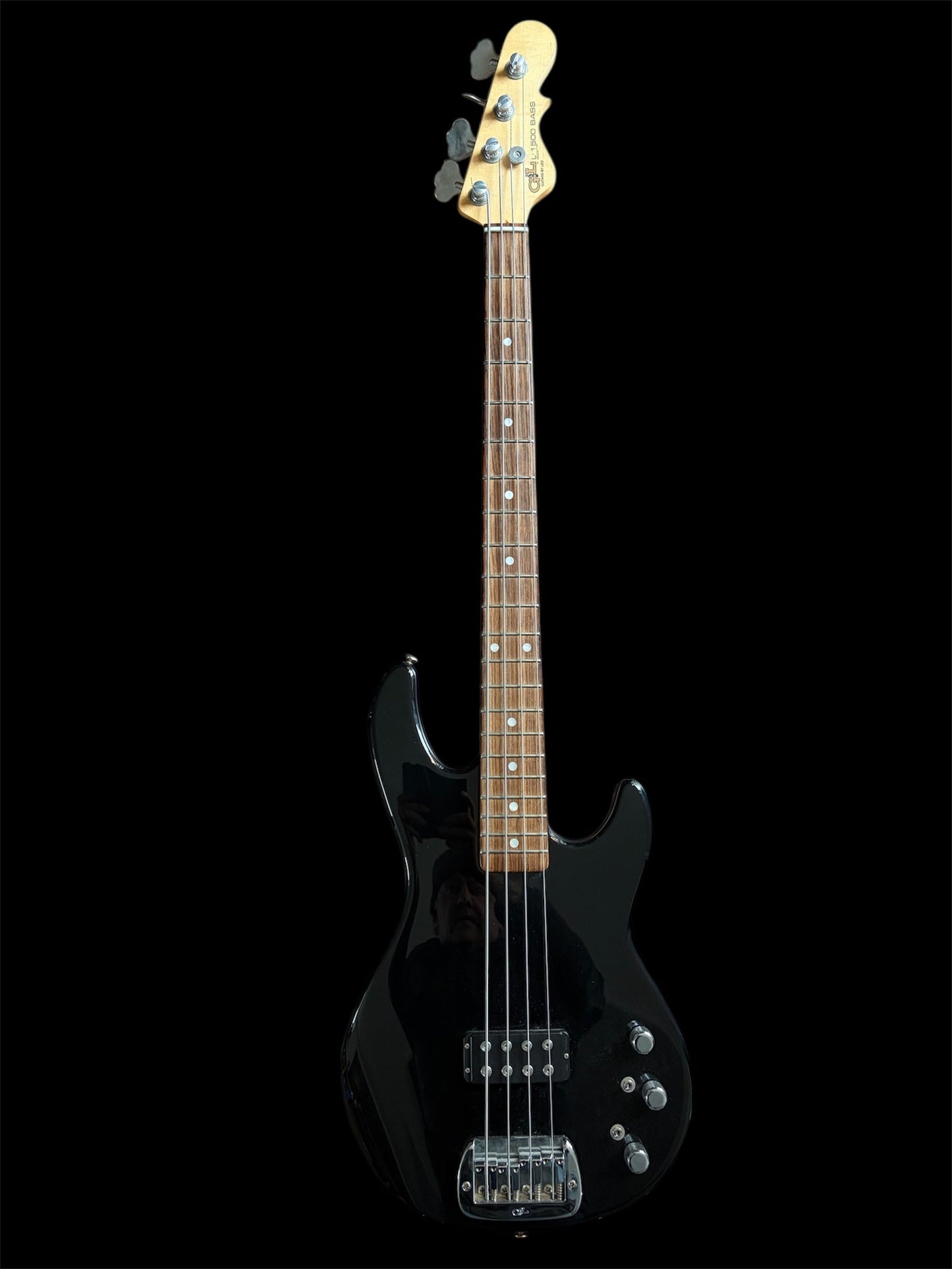 G&L L1500 E-Bass Black inkl. Case