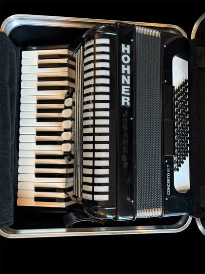 Hohner Concerto III 72 Bässe Akkordeon