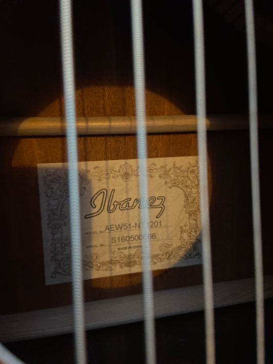 Ibanez AEW 51 NT Westerngitarre