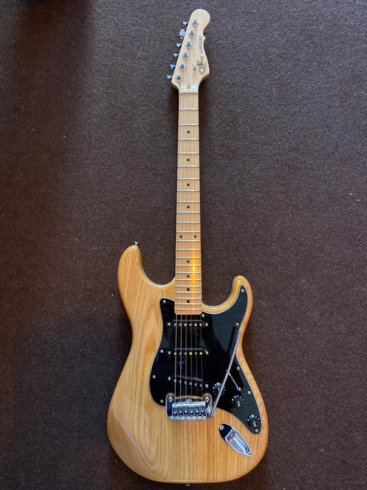 G&L Legacy Tribute Strat Natural Ash