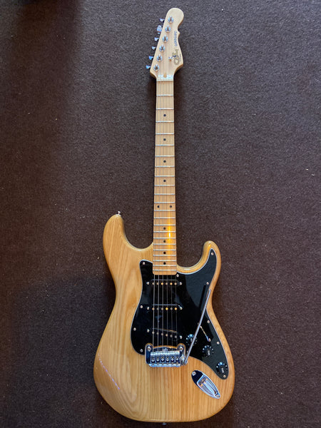 G&L Legacy Tribute Strat Natural Ash