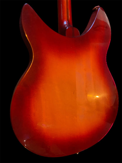 Rickenbacker 330 E-Gitarre Baujahr 1991 Fire Glow
