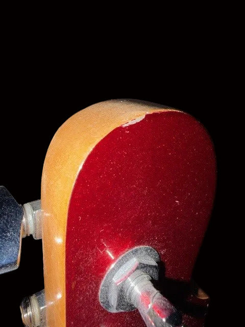 G&L Legacy Strat Candy Apple Red "Matched Headstock" inkl. Case