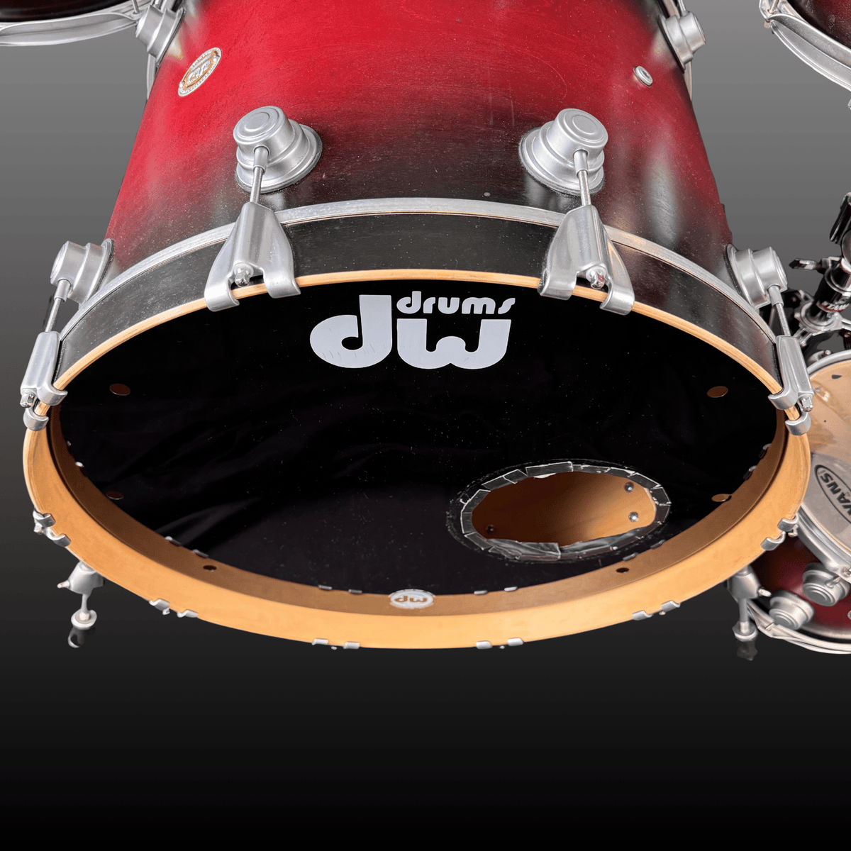 DW Collectors Drumset USA Cherry to Ebony SSC Shell Set, used – image 8 of 14