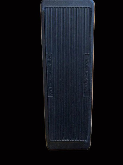 Dunlop Cry Baby Wah Wah Pedal GCB - 95 Dunlop Effect Roadhouse Vintage Vibes