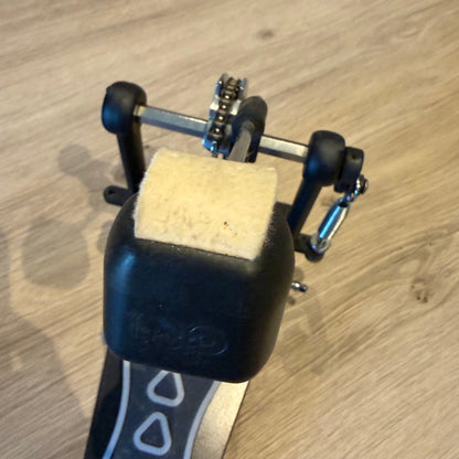 DW 4000 Single Pedal DW Fußmaschine Roadhouse Vintage Vibes