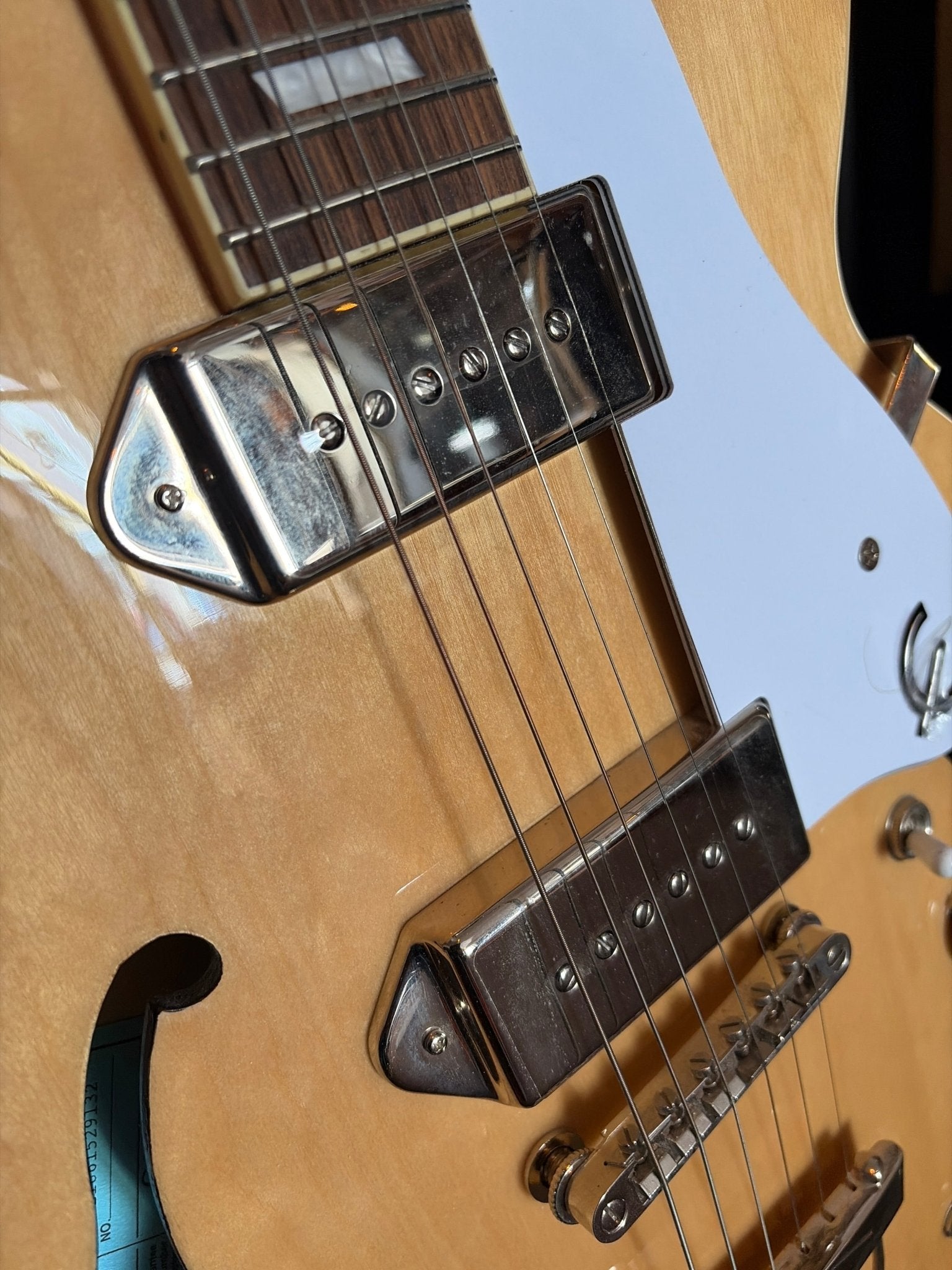 Epiphone Casino Natural - Roadhouse Vintage Vibes
