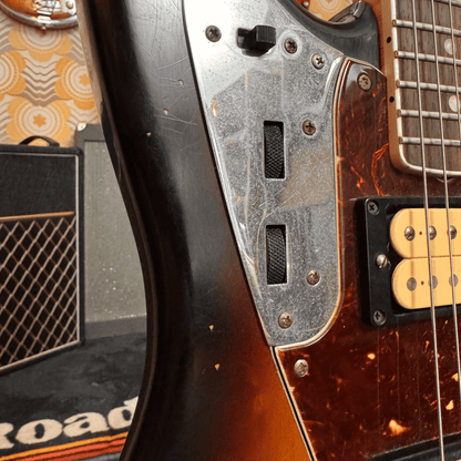 Fender Jaguar Kurt Cobain Road Worn Fender E - Gitarre Roadhouse Vintage Vibes