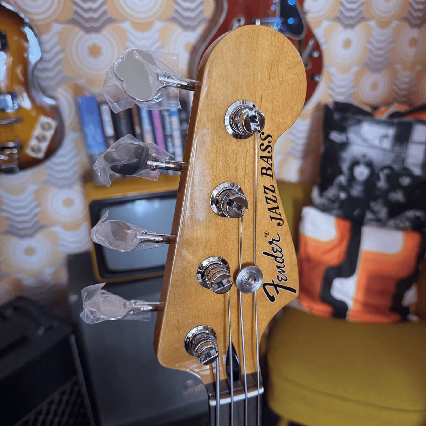 Fender Laura Lee Signature Jazz Bass Fender Bass Roadhouse Vintage Vibes