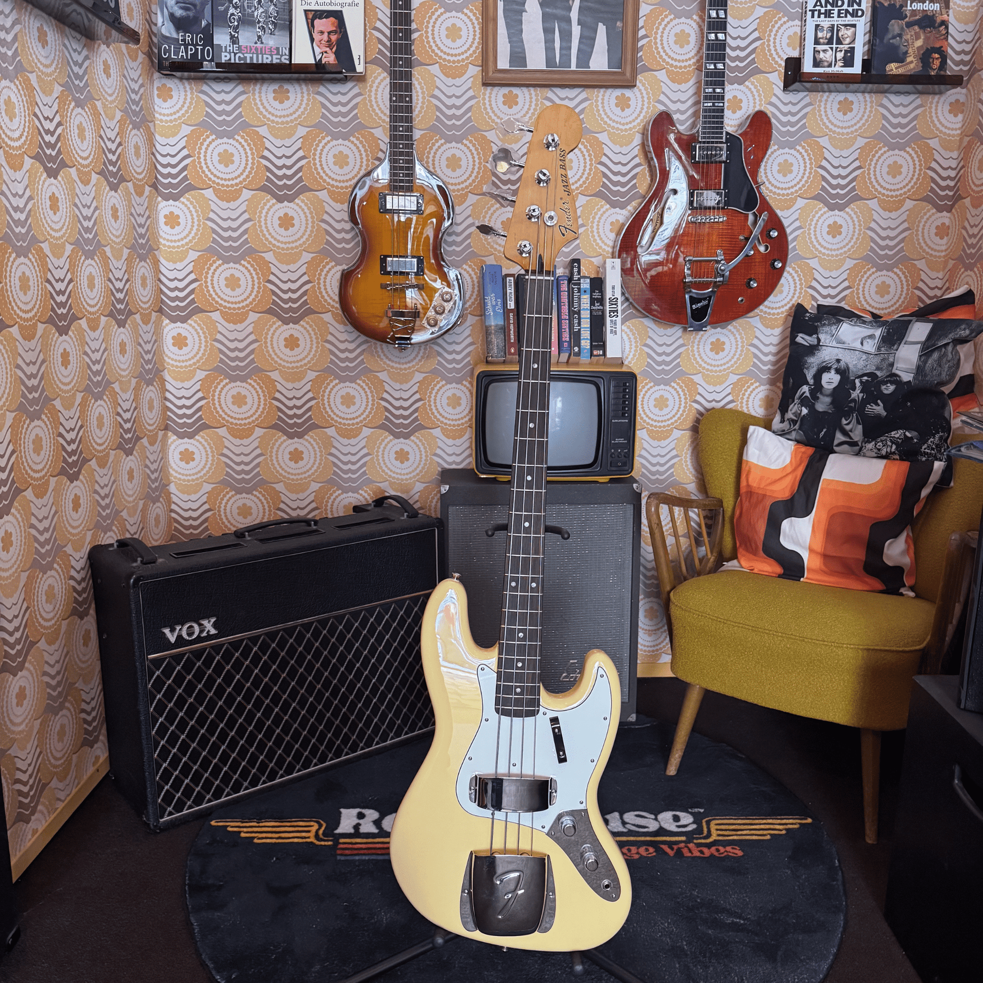 Fender Laura Lee Signature Jazz Bass Fender Bass Roadhouse Vintage Vibes
