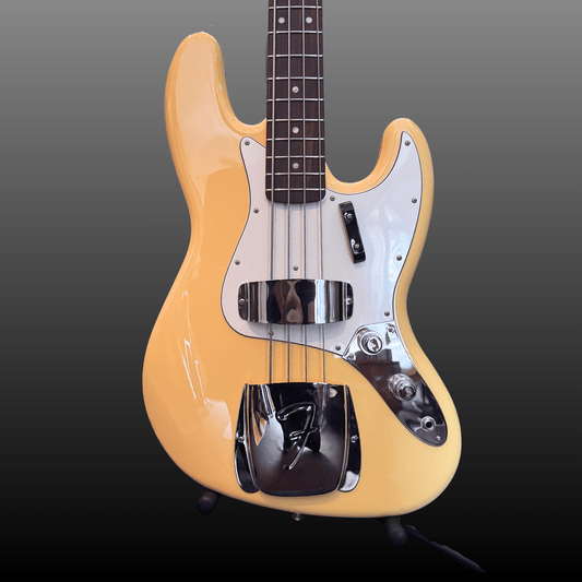 Fender Laura Lee Signature Jazz Bass Fender Bass Roadhouse Vintage Vibes