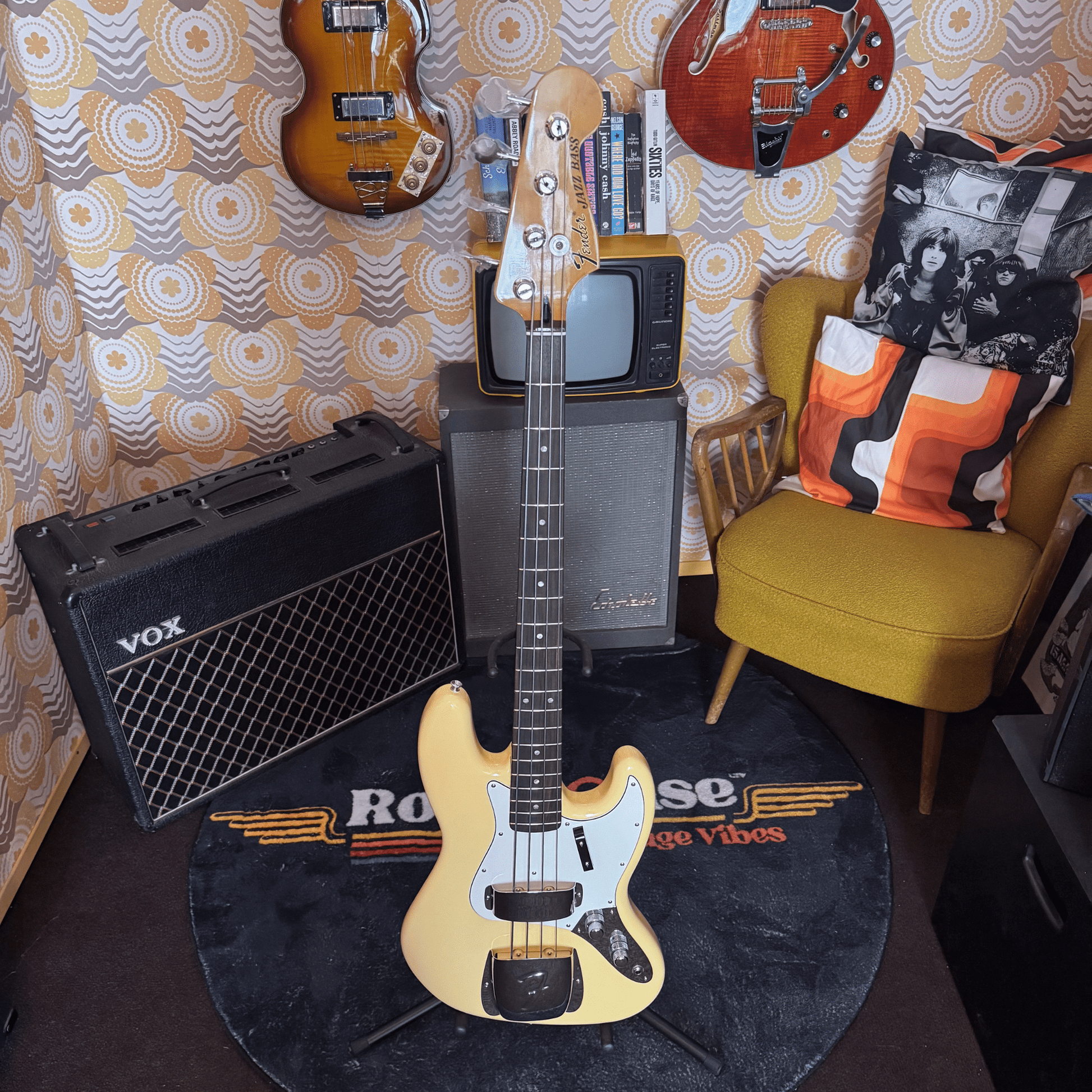 Fender Laura Lee Signature Jazz Bass Fender Bass Roadhouse Vintage Vibes