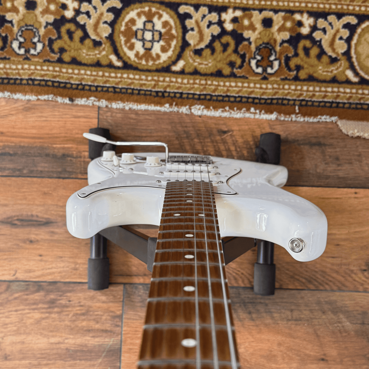 Fender Stratocaster Player (Polar White, Pau Ferro Fingerboard) Fender Gitarre Roadhouse Vintage Vibes