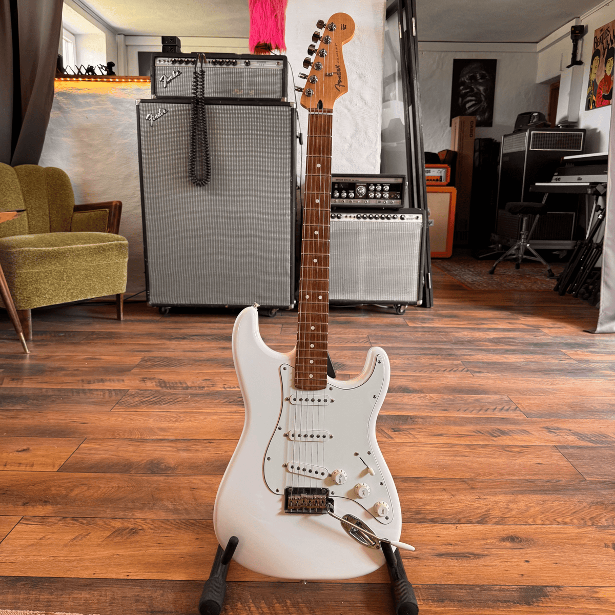 Fender Stratocaster Player (Polar White, Pau Ferro Fingerboard) Fender Gitarre Roadhouse Vintage Vibes