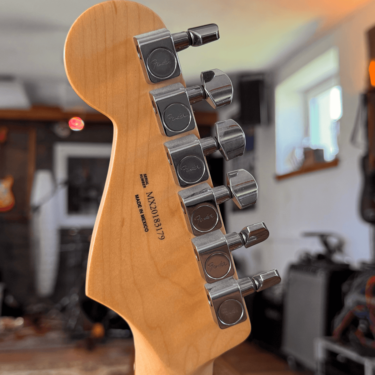 Fender Stratocaster Player (Polar White, Pau Ferro Fingerboard) Fender Gitarre Roadhouse Vintage Vibes
