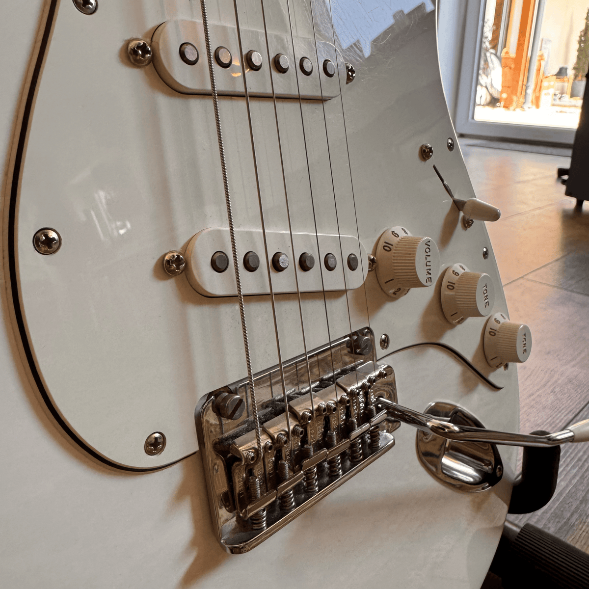 Fender Stratocaster Player (Polar White, Pau Ferro Fingerboard) Fender Gitarre Roadhouse Vintage Vibes