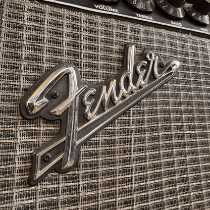 Fender Super Amp 4x10 Vollröhrenverstärker Fender Guitar Amplifier Roadhouse Vintage Vibes