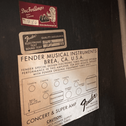 Fender Super Amp 4x10 Vollröhrenverstärker Fender Guitar Amplifier Roadhouse Vintage Vibes