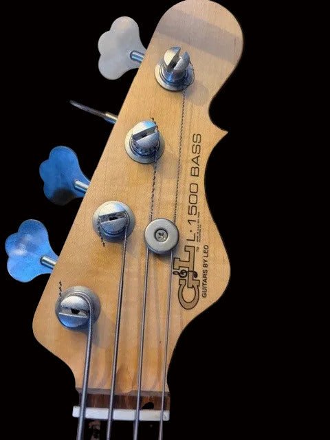 G&L L1500 E - Bass Black inkl. Case G&L Bass Roadhouse Vintage Vibes