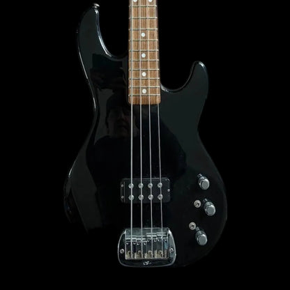 G&L L1500 E - Bass Black inkl. Case G&L Bass Roadhouse Vintage Vibes