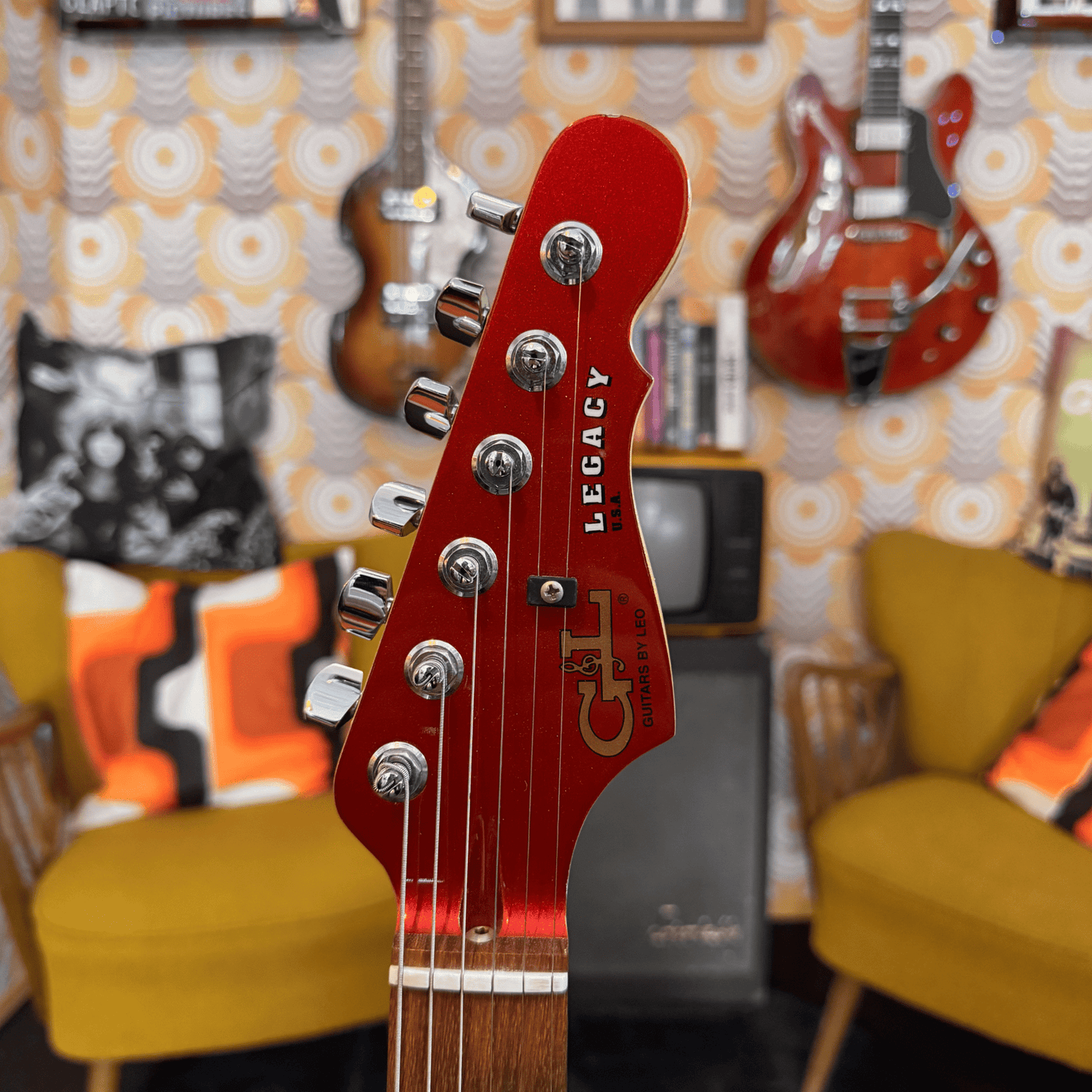 G&L Legacy Strat Candy Apple Red "Matched Headstock" inkl. Case G&L E - Gitarre Roadhouse Vintage Vibes