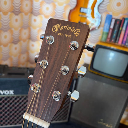 Martin 000-13 Akustikgitarre/Softbag Martin Akustik Gitarre Roadhouse Vintage Vibes