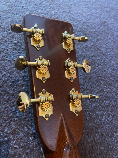 Martin D - 42 Dreadnought Guitar Sitka Spruce Indian Rosewood Ebony Fretboard Martin Akustik Gitarre Roadhouse Vintage Vibes
