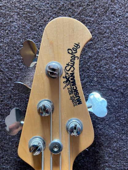MusicMan Stingray E - Bass Bj. 2003 Music Man Bass Roadhouse Vintage Vibes