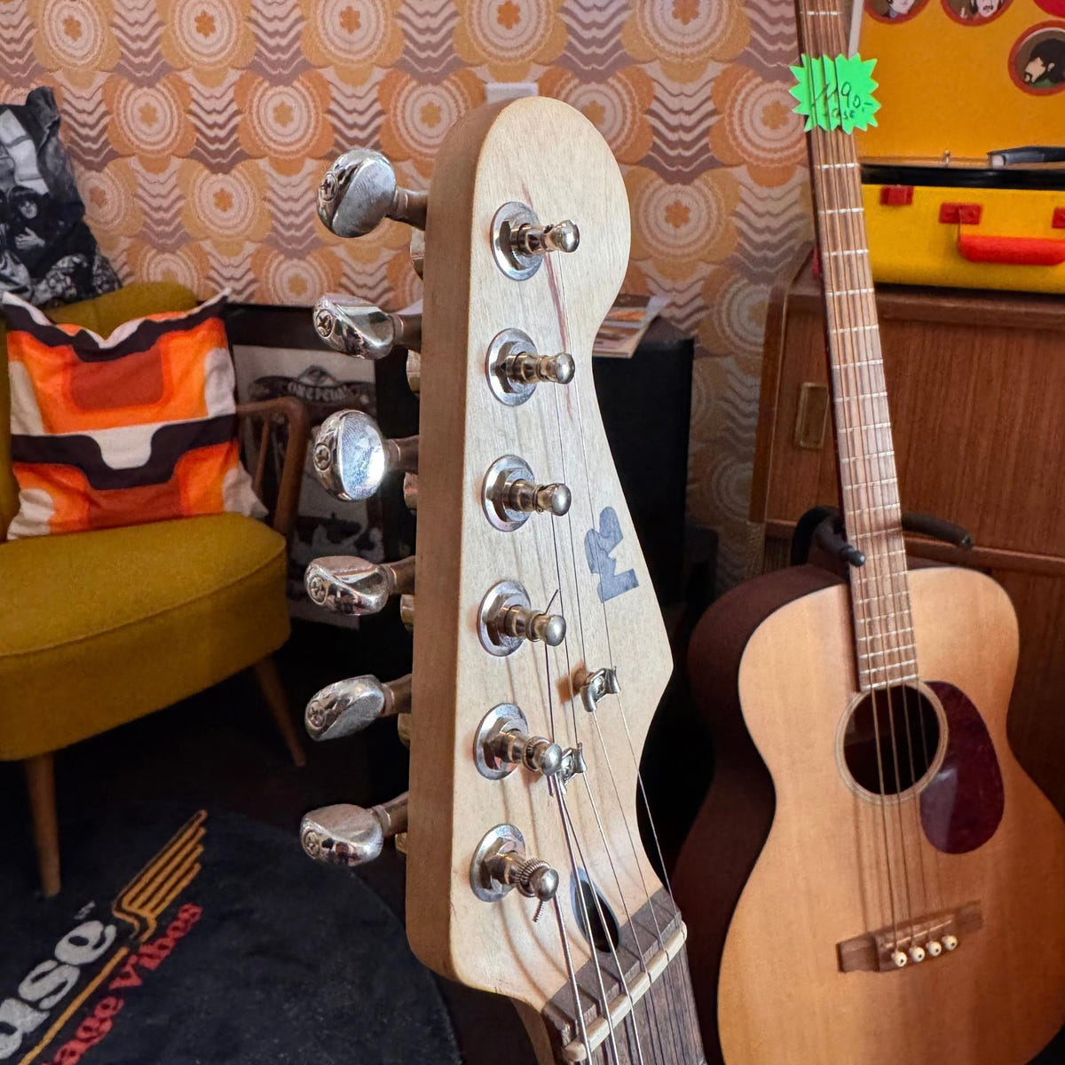 Partscaster Tom DeLonge Style inkl. Seymour Duncan Invader Roadhouse Vintage Vibes E-Gitarre Roadhouse Vintage Vibes