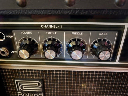 Roland Jazz Chorus JC 160 Amplifier Roland Guitar Amplifier Roadhouse Vintage Vibes