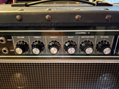 Roland Jazz Chorus JC 160 Amplifier Roland Guitar Amplifier Roadhouse Vintage Vibes