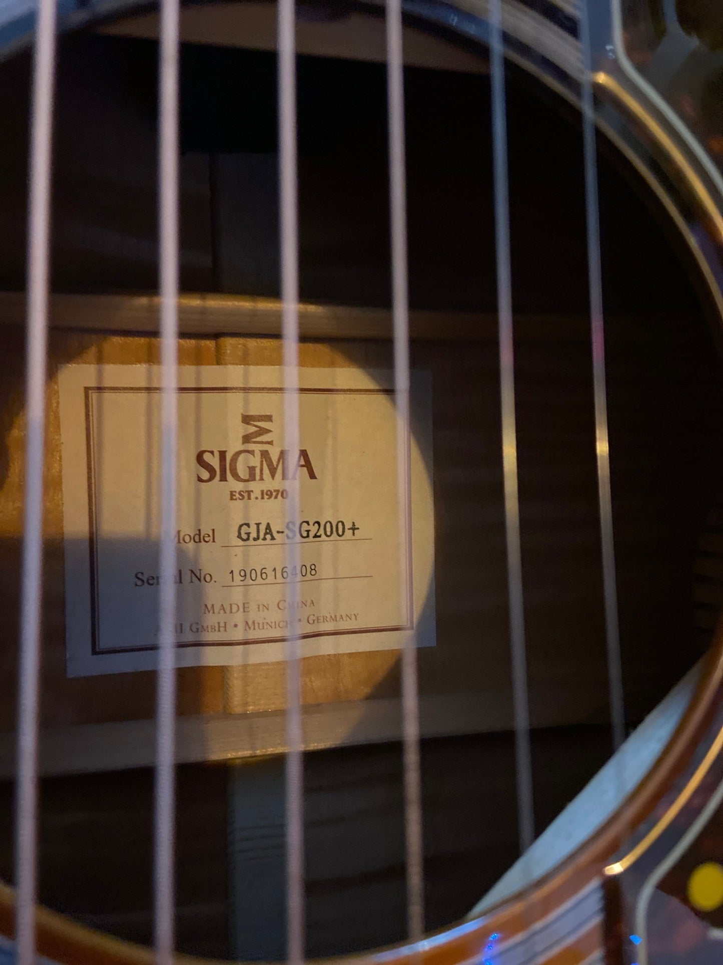 Sigma Guitars GJA - SG200+ Super Jumbo Sigma Akustik Gitarre Roadhouse Vintage Vibes
