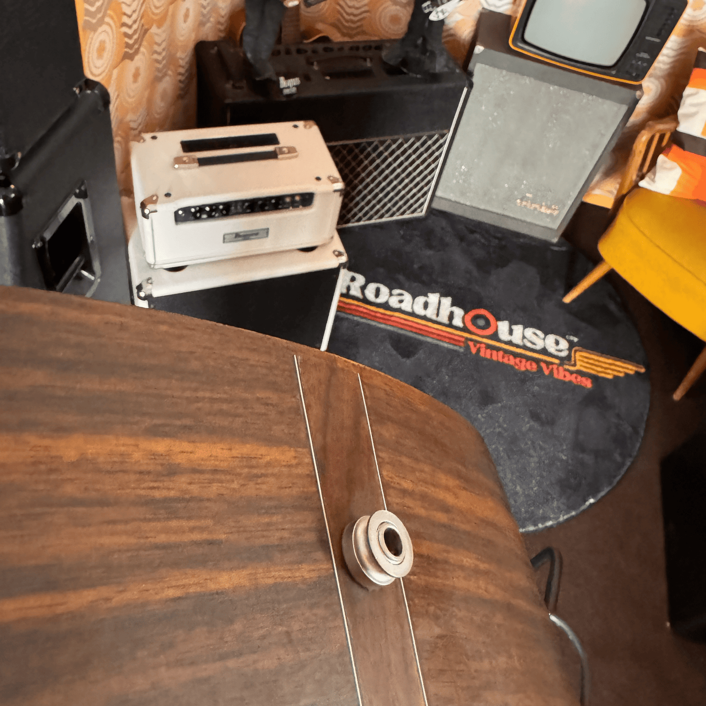 Walden B-1E Bariton Akustikgitarre Walden Akustik Gitarre Roadhouse Vintage Vibes