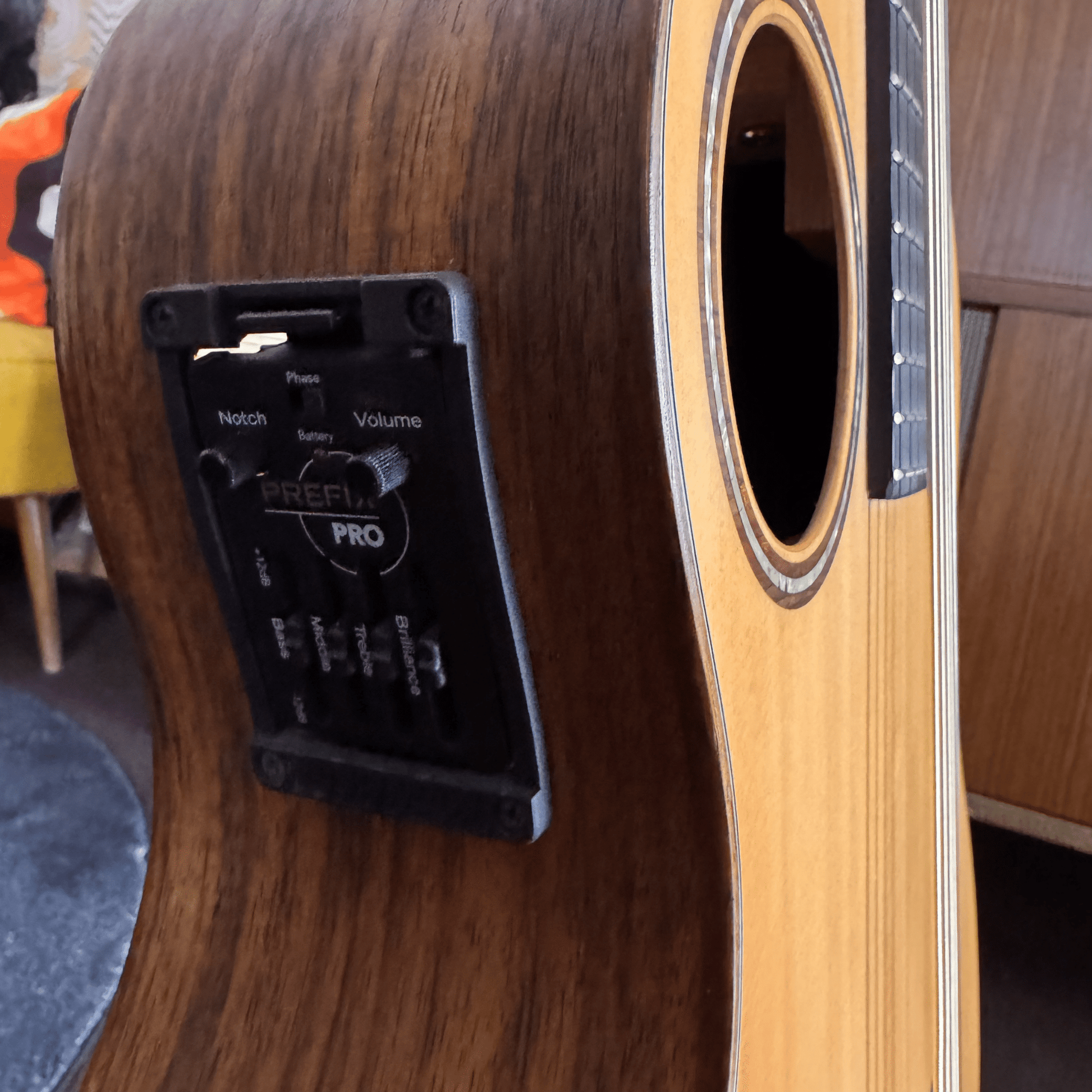 Walden B-1E Bariton Akustikgitarre Walden Akustik Gitarre Roadhouse Vintage Vibes